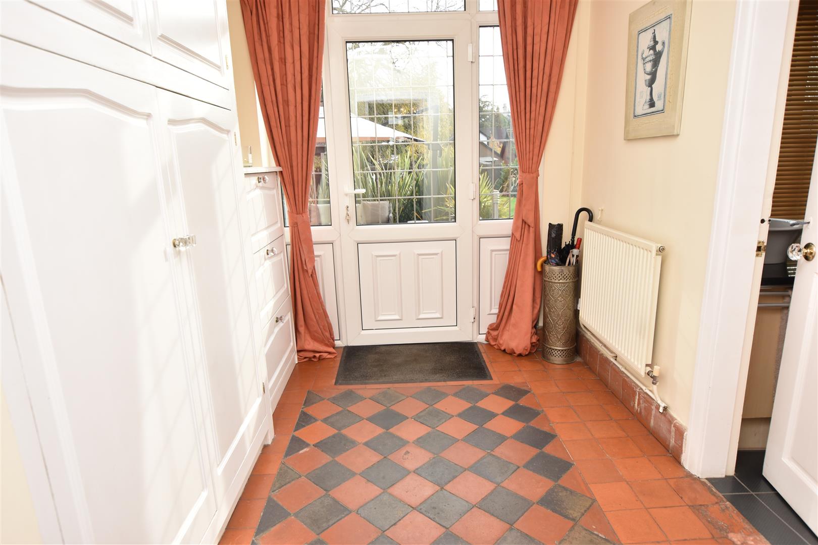 REAR ENTRANCE HALL